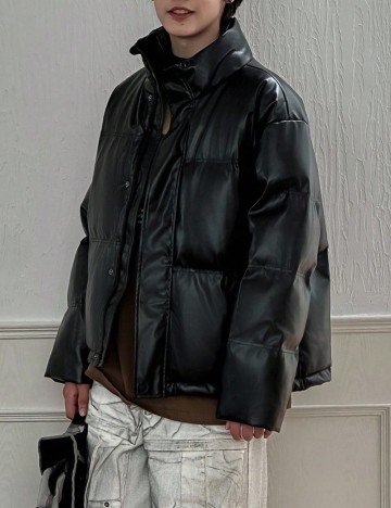 
						Geaca Shein Kids, negru