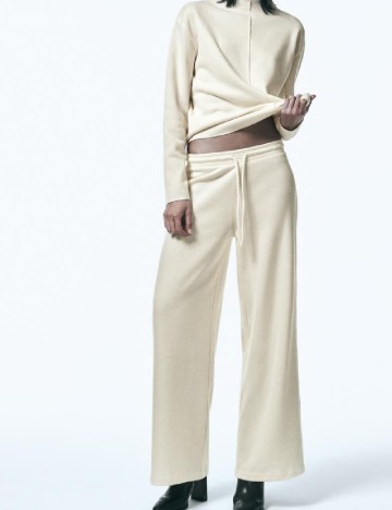 
						Pantaloni Zara, ecru