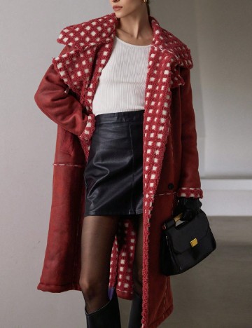 Palton Aveloria, rosu