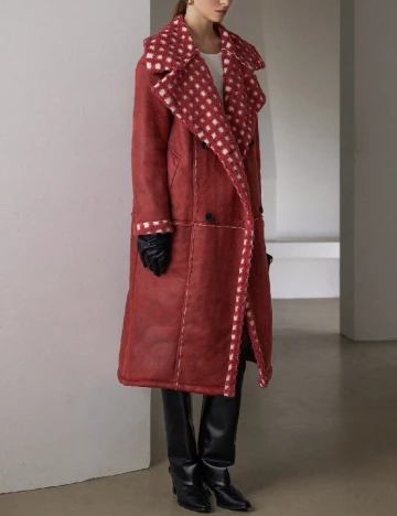 Palton Aveloria, rosu