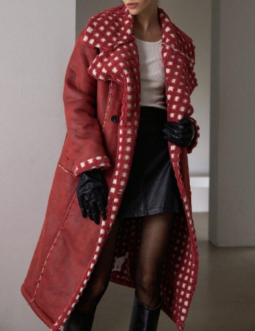 Palton Aveloria, rosu