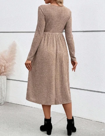 Rochie medie SHEIN Maternity, maro