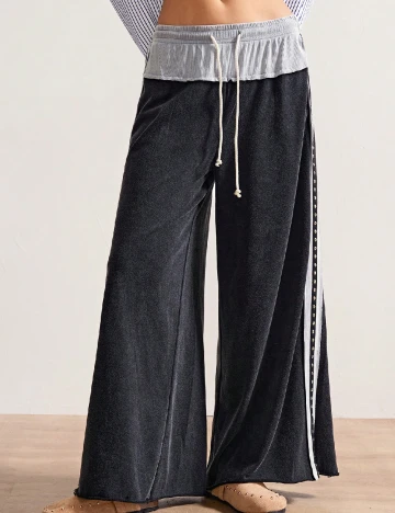 Pantaloni SHEIN, gri