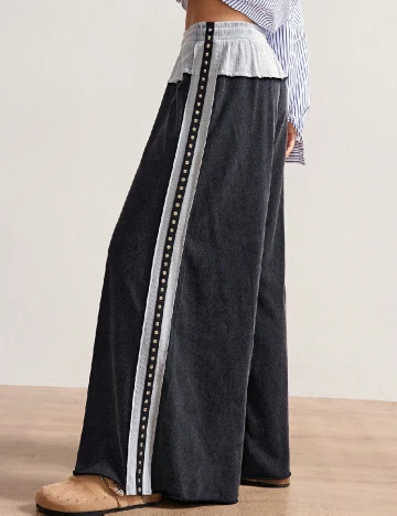 Pantaloni SHEIN, gri