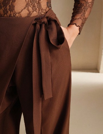 Pantaloni Anewsta Curve, maro