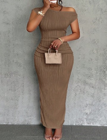 
						Rochie lunga SHEIN CURVE, maro