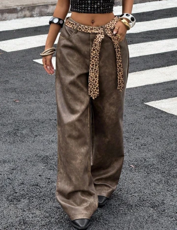 Pantaloni SHEIN, maro