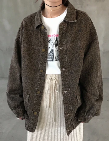 Jacheta Friful, maro