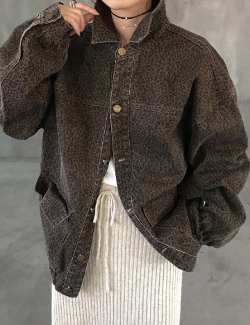 Jacheta Friful, maro