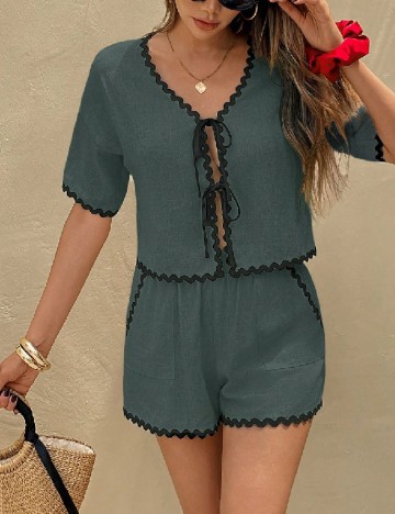 
						Compleu SHEIN, verde