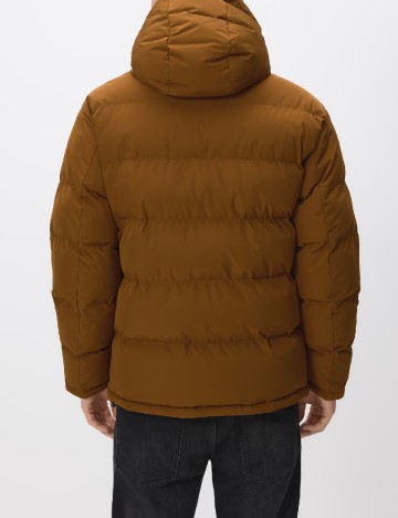 Geaca Reserved, maro