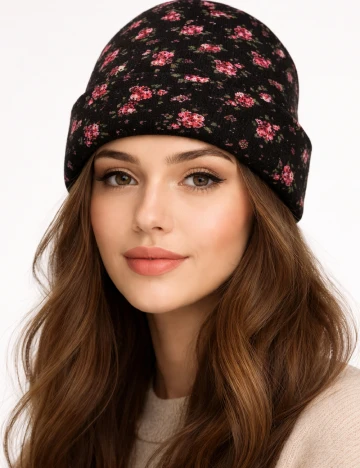 Caciula Bershka, negru