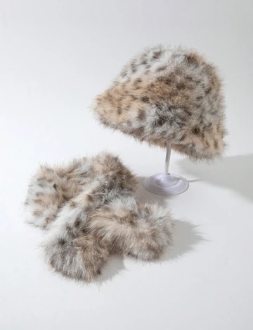 Set caciula si fular SHEIN, mix culori