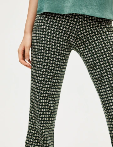 Pantaloni Pull&Bear, verde, L