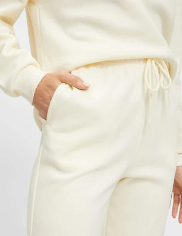 Pantaloni Pieces, crem