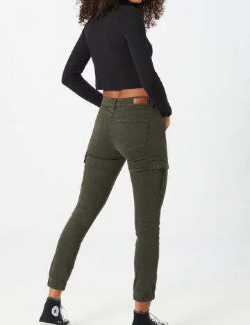 Pantaloni Only, kaki