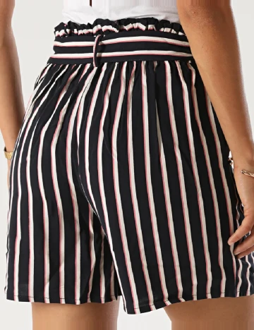 Pantaloni scurti Vero Moda, bleumarin