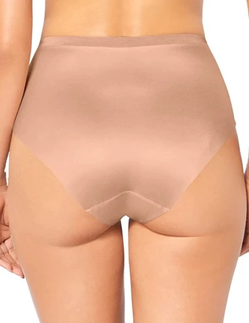 Chilot Triumph, nude, 40