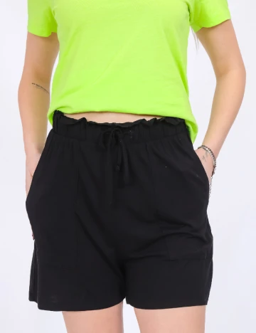 Pantaloni scurti Pieces, negru, S
