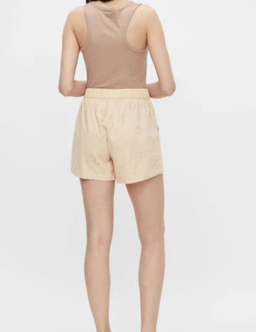 Pantaloni scurti Pieces, galben, L