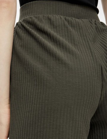 Pantaloni scurti Pieces, kaki, S
