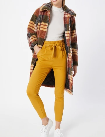 Pantaloni Vero Moda, galben mustar