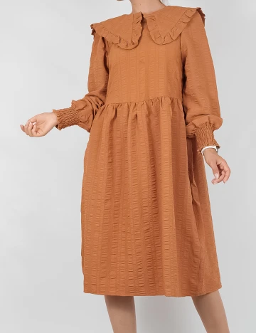 Rochie medie Only, maro, S