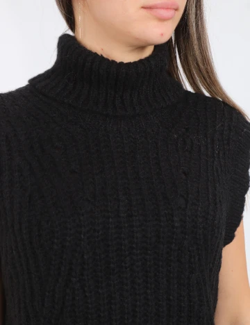 Vesta Vila, negru, S Negru