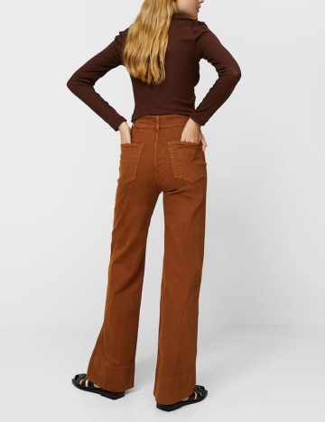 Pantaloni Stradivarius, maro, 36