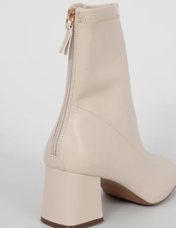Botine Reserved, crem, 40