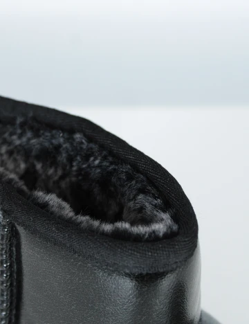 UGG Reserved, negru, 38