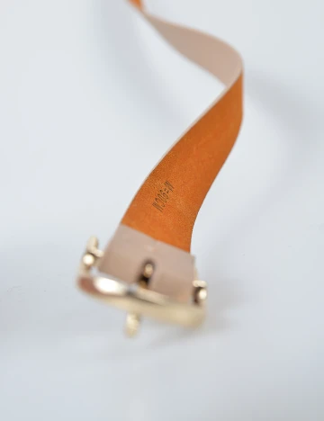 Curea Hailys, maro, M